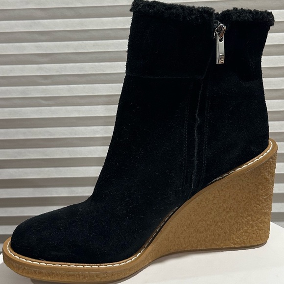 🌸SANTO FRANCO🌸 Ulayna Black Suede Ankle Wedge Boot Size: 8.5 - Picture 4 of 14